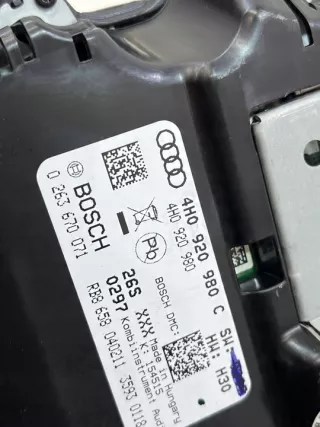 4H0920980C Щиток приборов (приборная панель) Audi A8 D4 (S8) Арт e9528681, вид 2