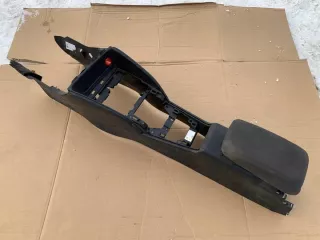 8V1863241 Подлокотник Audi S3 8V Арт e9541902, вид 1
