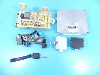 89661-05691 Блок управления двигателем Toyota Avensis 2 Арт e9546408, вид 1