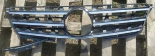 A1668800123 Решетка радиатора Mercedes ML/GLE W166 Арт e9556369, вид 1