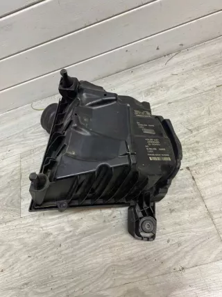 8513944 Корпус воздушного фильтра BMW X1 F48 Арт e9561500, вид 3