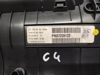 P96572391ZD Щиток приборов (приборная панель) Citroen C4 1 Арт e9566594, вид 6