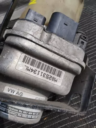 6R0423156C 6R1423051BC 6R2423051BC Насос гидроусилителя руля Seat Ibiza 4 Арт e9571951, вид 2