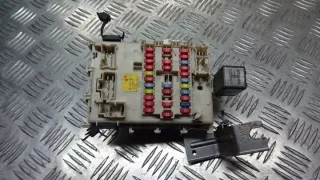 24350-AV700 Блок предохранителей Nissan Primera 12 Арт e9572050, вид 1