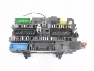 13206758 Блок предохранителей Opel Astra H Арт e9572156, вид 1