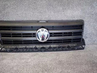 7C0853653 7c0853653 Решетка радиатора Volkswagen Crafter 2 Арт e9595112, вид 3