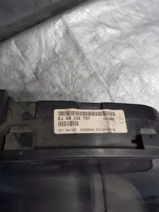 09228757 351184000 354130001 Щиток приборов (приборная панель) Opel Zafira A Арт e9603053, вид 6