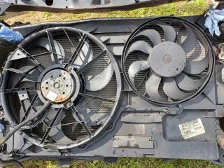  Передняя панель крепления облицовки (телевизор) Volkswagen Multivan T5 Арт e9604008, вид 2