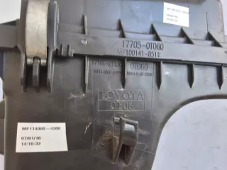 17750-0T010 17705-0T060 Корпус воздушного фильтра Toyota Auris 2 Арт e9616209, вид 8