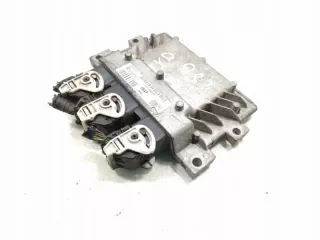 8V21-12A650-SF S180047002F Блок управления двигателем Ford Fiesta 5 Арт e9621735, вид 1