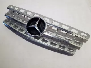 A1648880923 Решетка радиатора Mercedes ML W164 Арт e9625833, вид 1