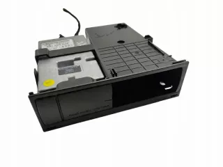 8P0035785 2006-2014 Блок предохранителей Audi TT 2 Арт e9646502, вид 1