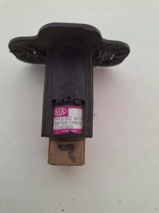 95700-1H600 Датчик температуры Kia Ceed 1 Арт e9647323, вид 2