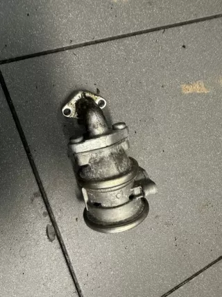 06E131101C Клапан EGR Audi A6 C6 (S6,RS6) Арт e9648865, вид 3
