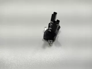 22204-0V020 2013-2017 Расходомер воздуха Toyota Yaris 3 Арт e9654449, вид 4
