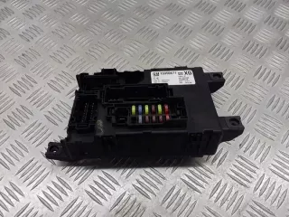 13350671 Блок предохранителей Opel Corsa D Арт e9658037, вид 1