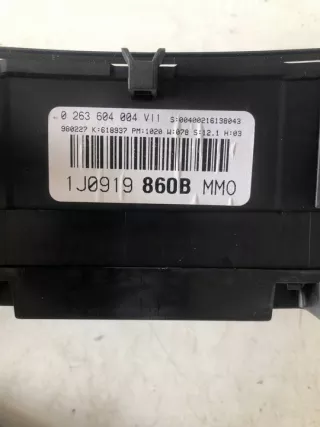038906018J Блок управления двигателем Volkswagen Golf 4 Арт e9694976, вид 4
