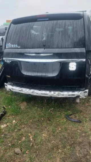  Крышка багажника (дверь 3-5) Chrysler Voyager 5 Арт e9708408, вид 1