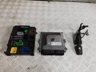 9818160080 V29080084A 170180413 Блок управления двигателем Peugeot 308 2 Арт e9722311, вид 1