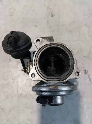 038129637 Клапан EGR Seat Toledo 2 Арт e9725057, вид 3