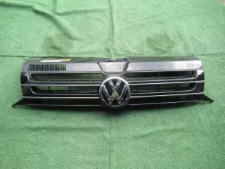 7E5853651D Решетка радиатора Volkswagen Multivan T5 Арт e9735400, вид 2