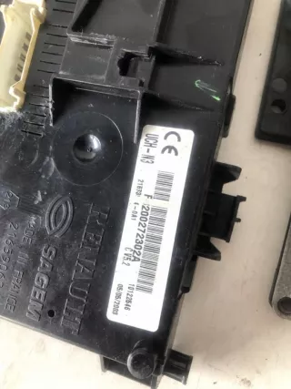 8200212348 Блок управления двигателем Renault Clio 2 Арт e9771031, вид 3