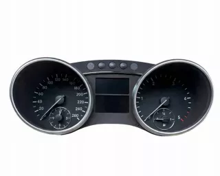 A2C53140391 A1645403347 Щиток приборов (приборная панель) Mercedes ML W164 Арт e9794890, вид 1
