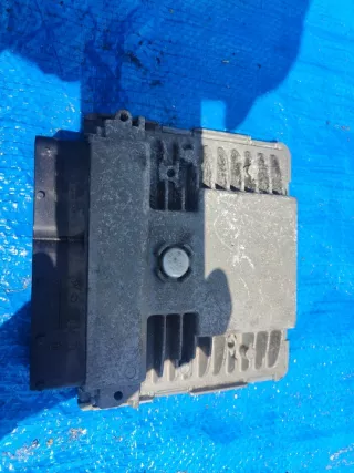 03F906070HD Блок управления двигателем Seat Leon 2 Арт e9799618, вид 1