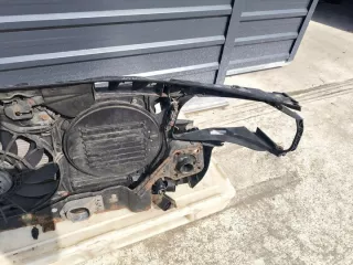  Передняя панель крепления облицовки (телевизор) Audi A4 B7 Арт e9800739, вид 12