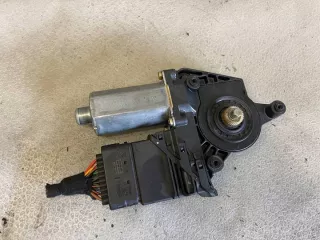 3B9839752M Моторчик стеклоподъемника Volkswagen Passat B5 Арт e9804034, вид 2