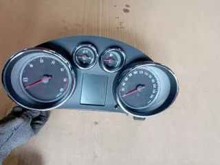 13374940 Щиток приборов (приборная панель) Opel Astra J Арт e9809314, вид 1