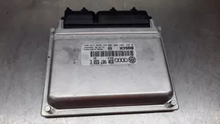 8D0907558E Блок управления двигателем Volkswagen Passat B5 Арт e9832207, вид 1