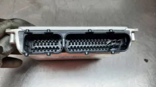 8D0907558E Блок управления двигателем Volkswagen Passat B5 Арт e9832207, вид 3