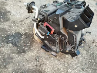 8E1820005B 8e1820005B Отопитель в сборе (печка) Audi A4 B6 Арт e9833452, вид 3