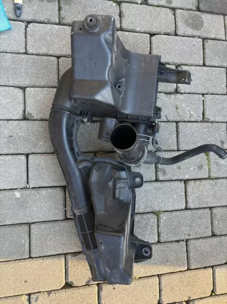 17705-0T060 17750-0T010 17880-0T050 Корпус воздушного фильтра Toyota Auris 2 Арт e9838101, вид 1