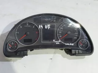 8E0920931P Щиток приборов (приборная панель) Audi A4 B7 Арт e9849028, вид 1