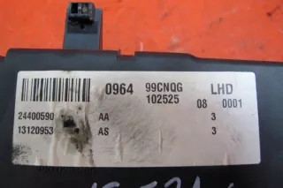24400590 13120953 Блок предохранителей Opel Vectra C  Арт e9856480, вид 3