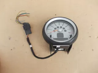 9178739 Щиток приборов (приборная панель) MINI Cooper R56 Арт e9858820, вид 1