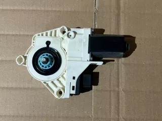 8T0959801A Моторчик стеклоподъемника Audi A5 (S5,RS5) 1 Арт e9877727, вид 1