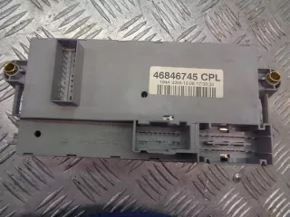 46846746 Блок предохранителей Fiat Croma 2 Арт e9887941, вид 2