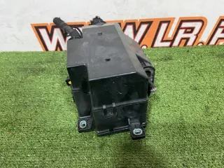 M9D3-14A076-BA T4K16304 M9D314A076BA T4N11841 GX7314N073BA GX73-14N073-BA T4N11819 GX7314A481EA GX73-14A481-EA T2H23830 GX7314K131EA GX73-14K131-EA T4K4160 J9D314A076DA J9D3-14A076-DA Блок предохранителей Jaguar I-Pace Арт e9888086, вид 3
