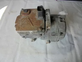 8837048021 Компрессор кондиционера Lexus RX 2 Арт e9923635, вид 1