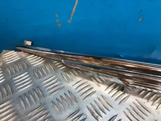 04857662AD Решетка радиатора Chrysler Pacifica 2004 Арт e9946907, вид 2
