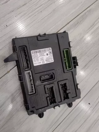 284B14449R A2C3779780300 Блок предохранителей Renault Megane 2 Арт e9946995, вид 1