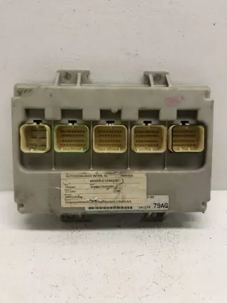 P04727479AG 284B10447R 40406557 40406556 A2C97557000 A2C83379900 284B11867R A2C92226608 A2C97556800 Блок комфорта Dacia Logan 2 Арт e9967329