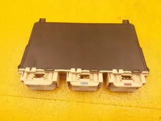 A2059006402 A2059025600 Блок предохранителей Mercedes C W205 Арт e9976769, вид 3