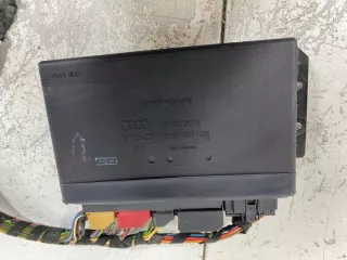8N7962267B Блок предохранителей Audi TT 1 Арт e10000916, вид 1
