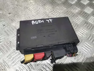 8N8962267B Блок предохранителей Audi TT 1 Арт e10018668, вид 1