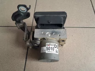 2015-19 58900-D5010 58920-D5010 D5589-20500 58900D5010 58920D5010 D558920500 Блок ABS Kia Optima 4 Арт e10075840, вид 1
