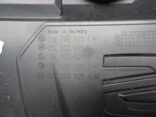 05E103925B Декоративная крышка двигателя Seat Ibiza 5 Арт e10121550, вид 3